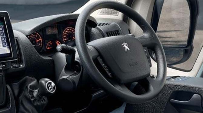 Peugeot Vans Boxer